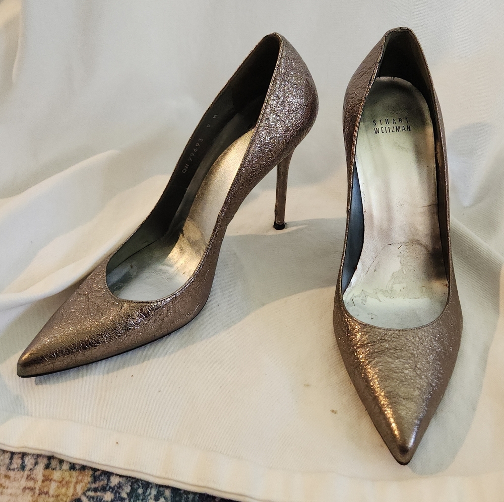 Stuart Weitzman metallic pointed toe stiletto